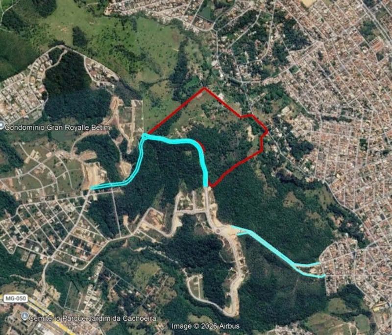 Imagem de satélite com a área do empreendimento e os bairros vizinhos de Betim demarcados
